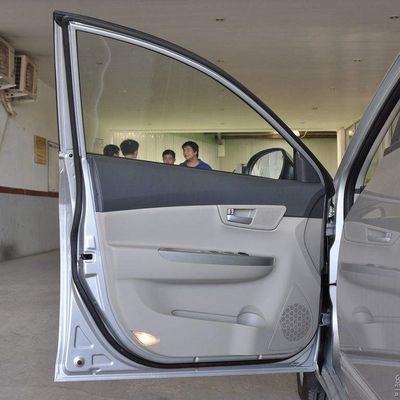 Low Toxicity Burn Resistance Auto Part Painting Light Retention Car Door Coating Solution