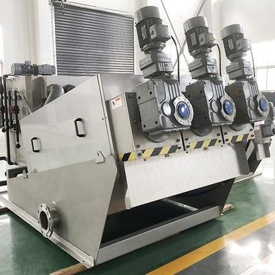 Low Speed Automatic Multi Disc Screw Press Sludge Dewatering Screw Press Dehydrator For Wastewater Treatment