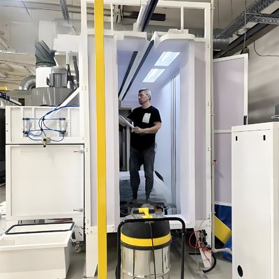 Automatic Powder Coating Booth with Filter Recovery for Aluminium